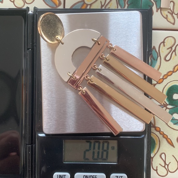 Dangling Earrings with a Rainbow Arch - Picture 5 of 5